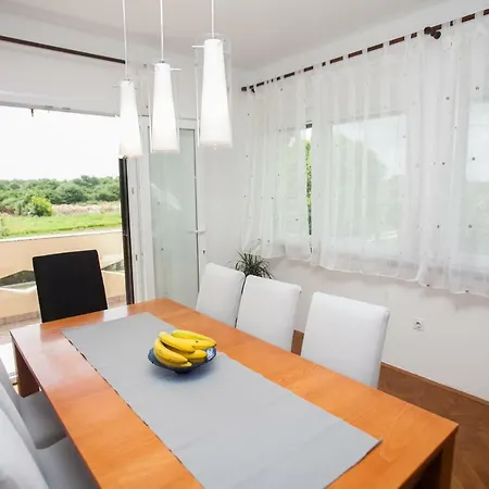 Vesna Apartamento